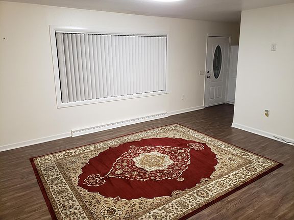 4th image of 1220 Thayer Dr