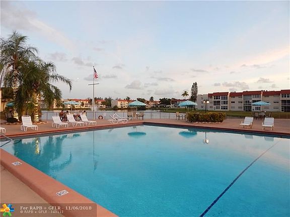 2nd image of 2750 Sunrise Lakes Dr Unit 306