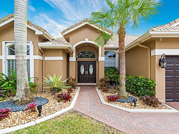 2nd image of 16494 Segovia Cir S