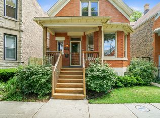 2745 N Sacramento Ave, Chicago, IL 60647