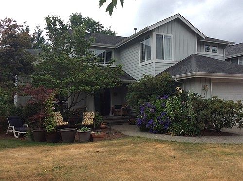 1st image of 395 SE 10th St