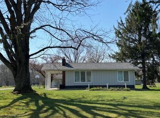 2747 Barclay Messerly Rd, Southington, OH