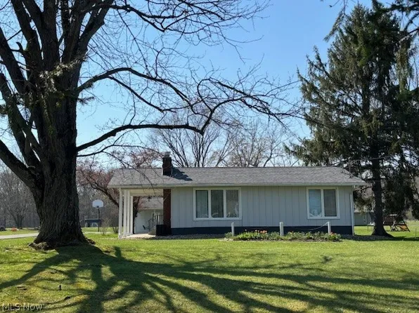 2747 Barclay Messerly Rd, Southington, OH 44470