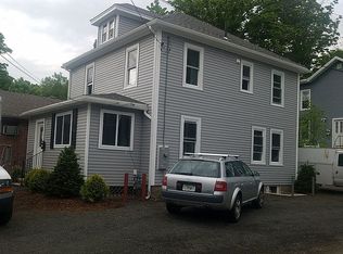 141 N Main St, Northampton, MA 01062