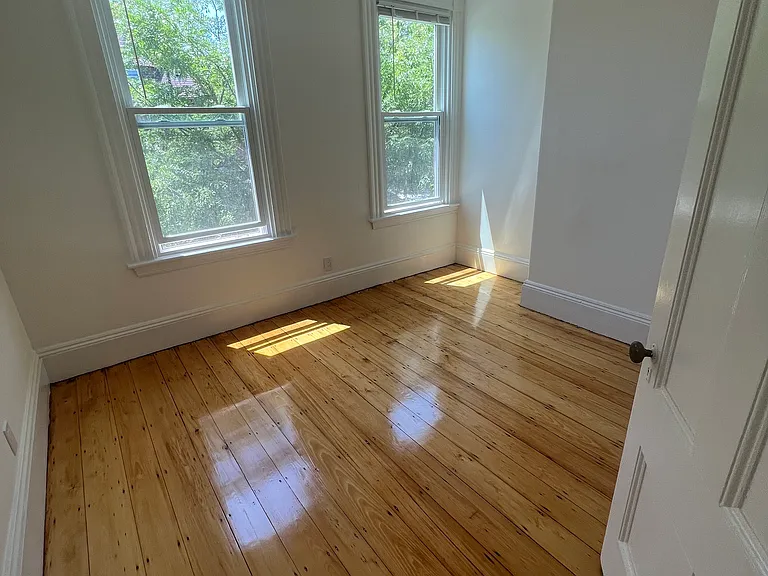 1427 Cambridge St #6 — Photo 7
