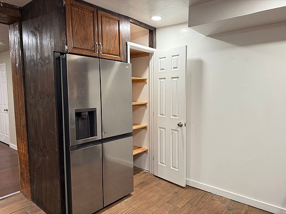 2nd image of 42 N Market St
