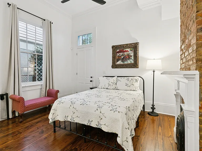 Guest bedroom 2, connects to Jack & Jill bathroom, Queen size luxury hotel mattress, back door exits to backyard