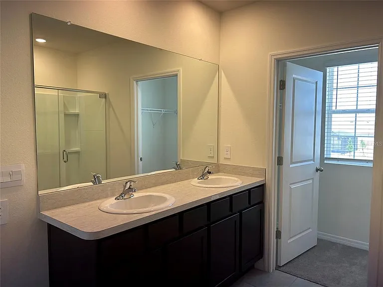 17218 Reserva Dr — Photo 21