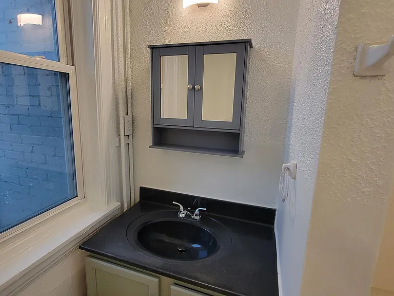 1528 N 2nd St #3 — Photo 11