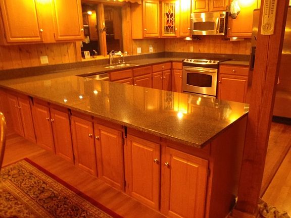 New quartz counter top 