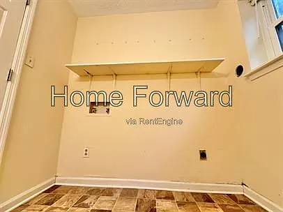 1359 Dix Dr #B — Photo 13