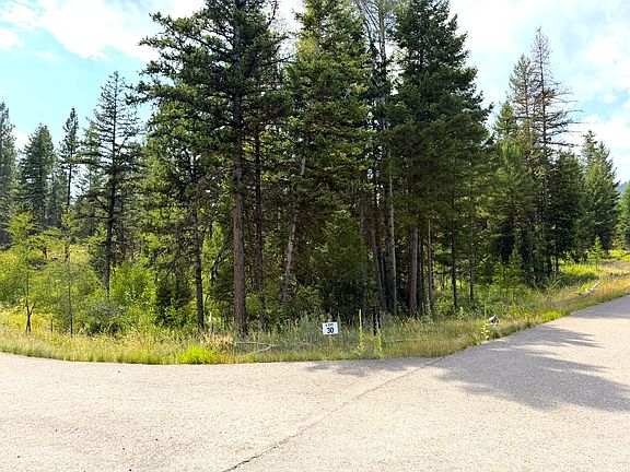 2nd image of 422 Haskill Ranch Rd #30