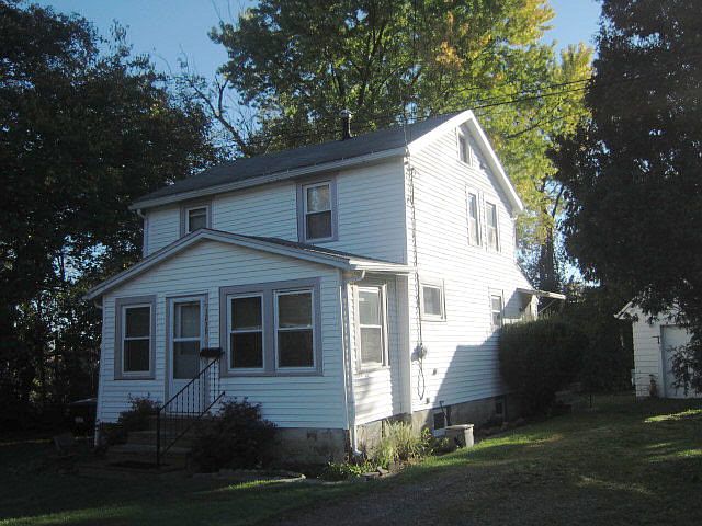 1st image of 1239 Myers Ave