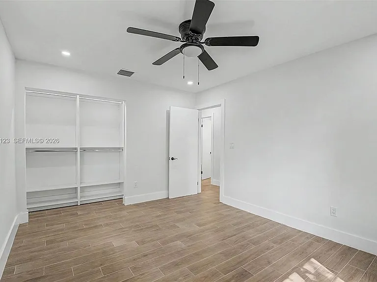 17050 SW 83rd Ave — Photo 15