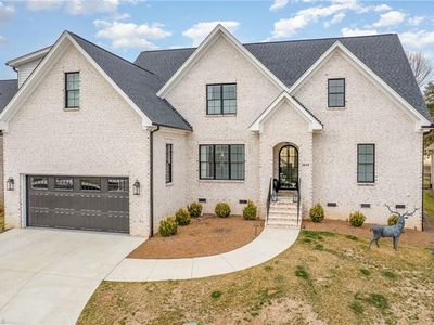 3900 Tee Island Ct, Greensboro, NC, 27407