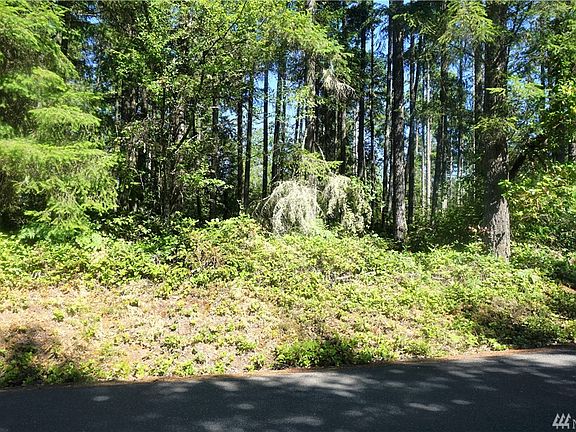 My sign is approx. in the middle of the 400' property frontage.