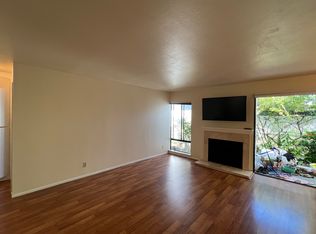 1083 Shell Blvd APT 3, Foster City, CA 94404