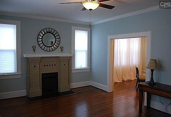 Livingroom with french doors