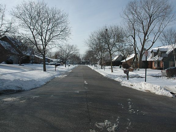 2nd image of 408 Patricia Ct