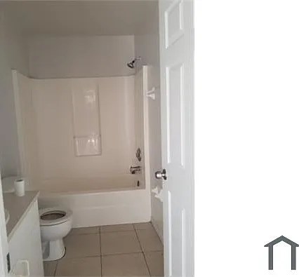 86 Milwaukee Blvd — Photo 8