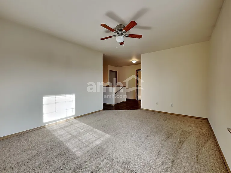 10310 193rd Street Ct E — Photo 10