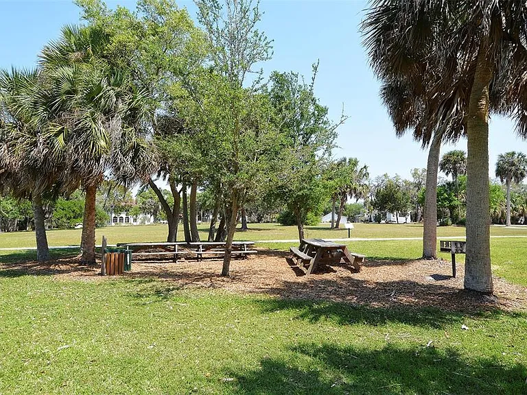 2657 Riverbluff Pkwy #V-122 — Photo 52