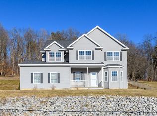 35 Fonda Rd, Waterford, NY 12188