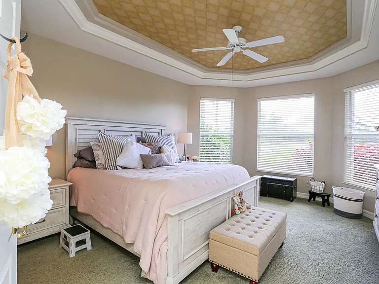 5945 Paradise Cir — Photo 52