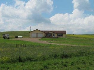 3711 W Meadows Dr N, Mandan, ND 58554