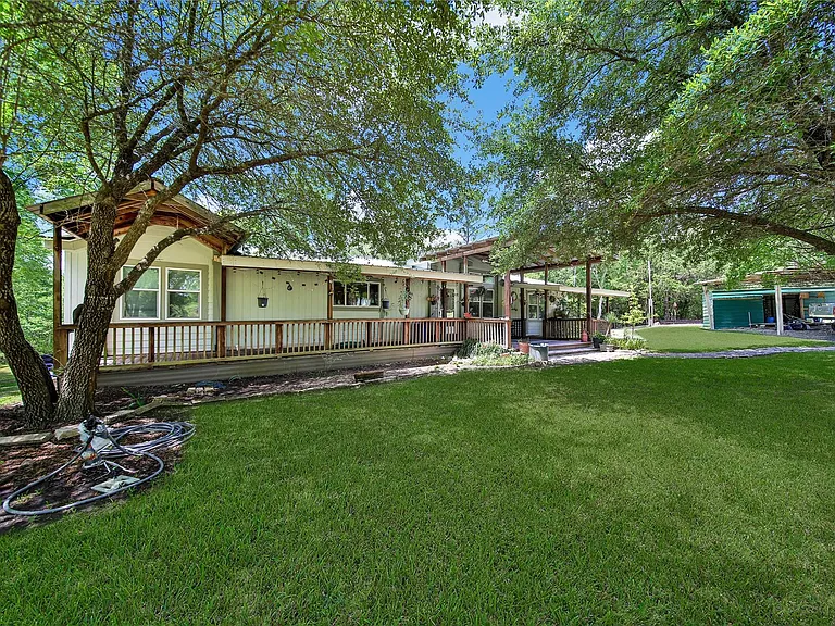 25 Novark Rd — Photo 2