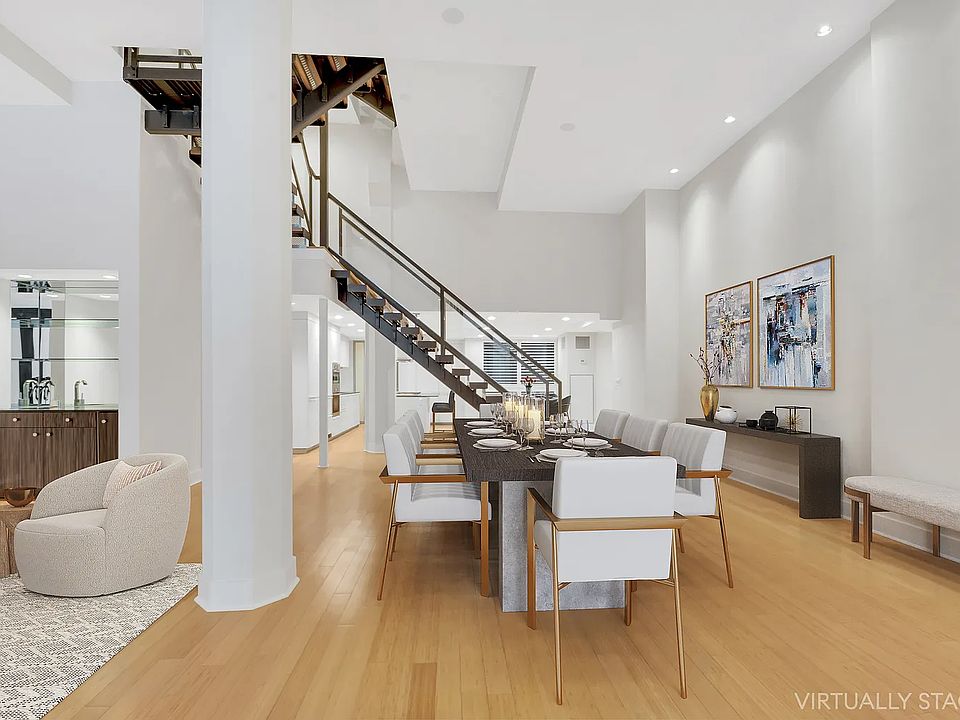 1st image of 415 Greenwich St #Townhouse