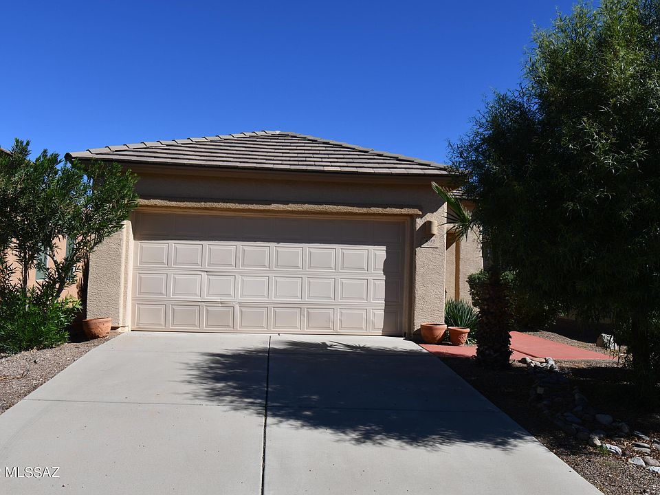 1st image of 892 N Kiefer Ln
