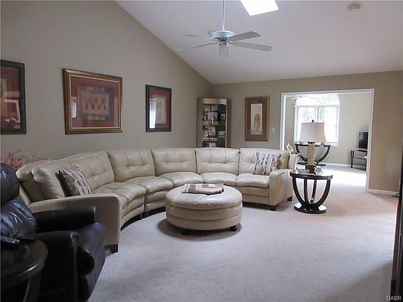 3rd image of 2599 Vienna Estates Dr