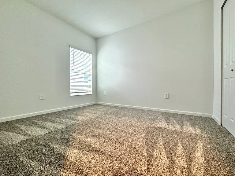 1747 Foreman Rd — Photo 34