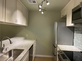 2922 Stonepoint Dr, Edmond, OK 73034