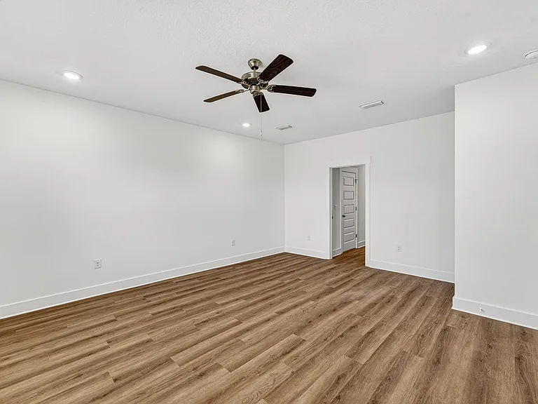 36 Gray Owl Dr E — Photo 17