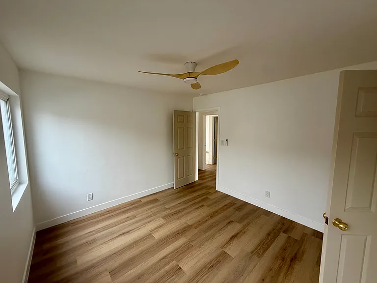 1038 Oaklawn Ave — Photo 6