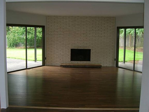 Living Room & Fireplace