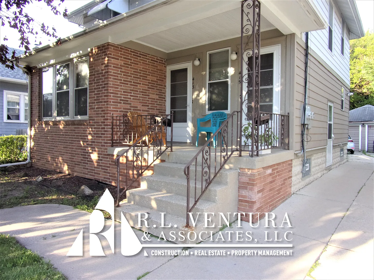 413 Blaine Ave — Photo 2
