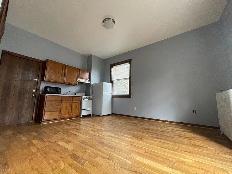 1604 E Kane Pl — Photo 7