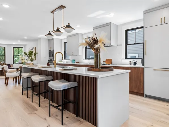 16 Trull St #A, Somerville, MA 02145