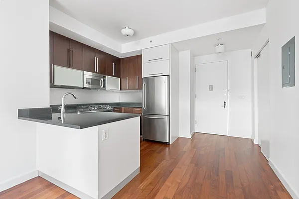 Rented by Brown Harris Stevens | media 6