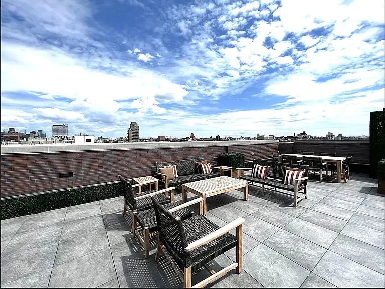 106 N 3rd St #3B — Photo 9