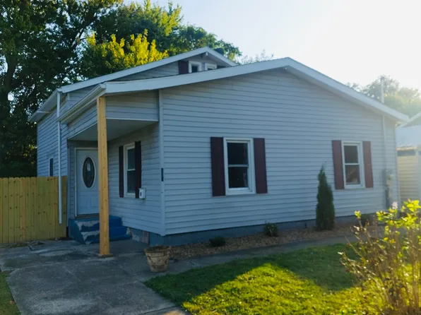 837 E Independence Ave, Jacksonville, IL 62650