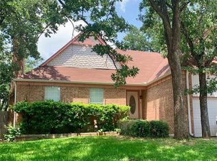 5107 Dufferin St, Arlington, TX 76016