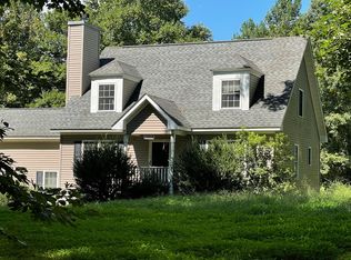 11878 Dogwood Trl, Gloucester, VA 23061