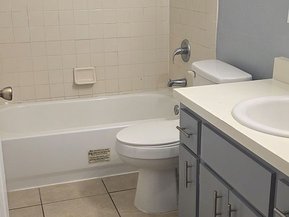 2nd image of 38 NW 21st Ave #38