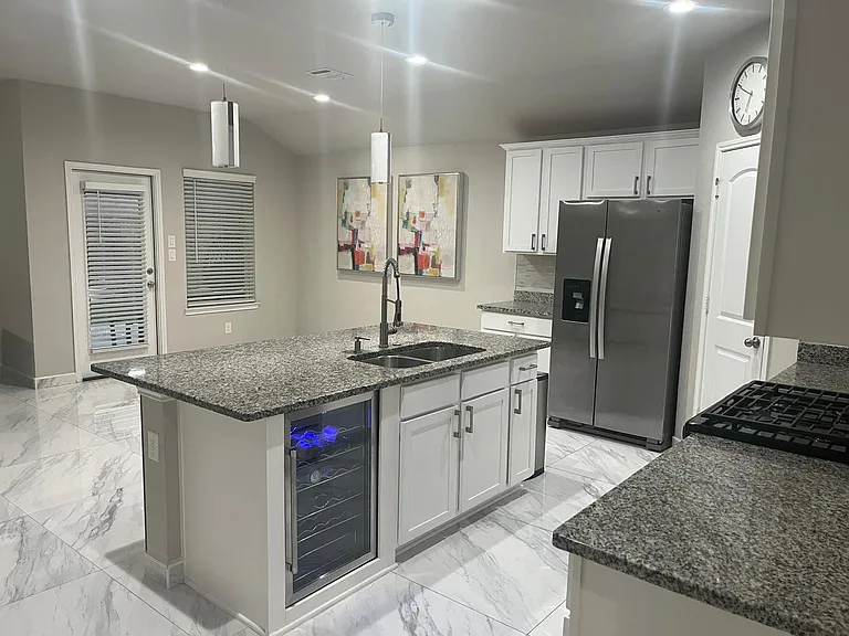 22623 Theodoli Dr — Photo 10