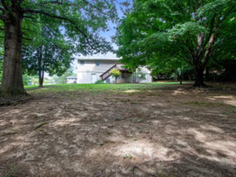 504 Harrow Rd — Photo 31
