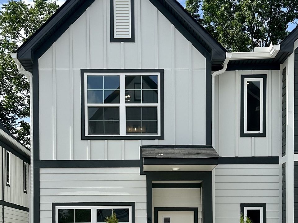 1st image of 700 N Dupont Ave #511-lot 116